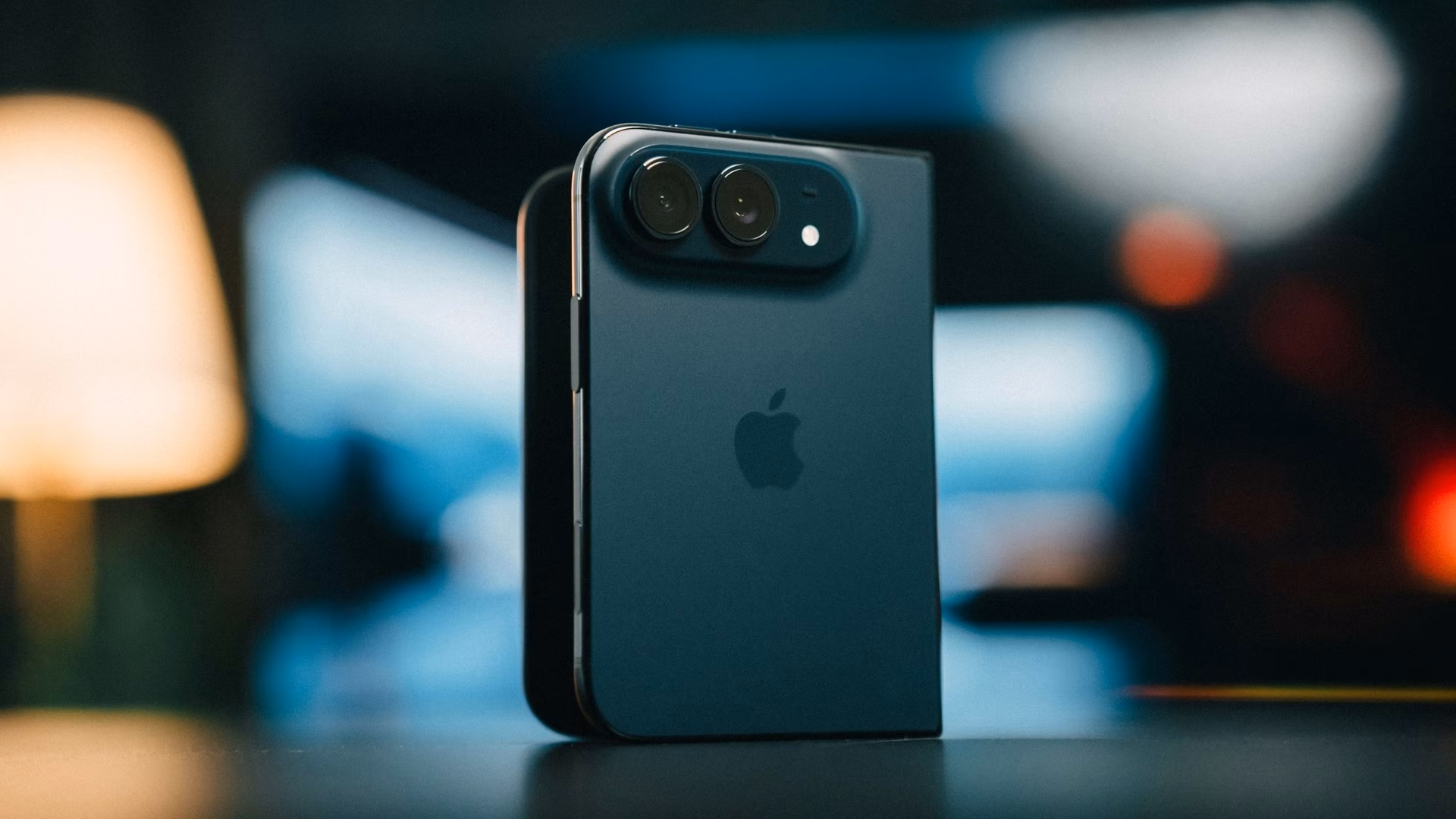 iPhone Duo от Apple поступил в продажу: ограниченные запасы и неоднозначные отзывы
