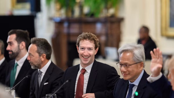 Meta shareholders sue Zuckerberg to block his non-voting share plan