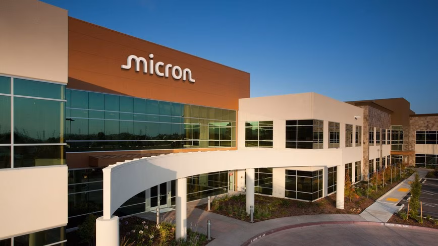 «Конца дефициту памяти пока не видно», — заявили в Micron